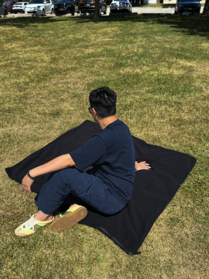 B5655 - Stadium Blanket - Image 5